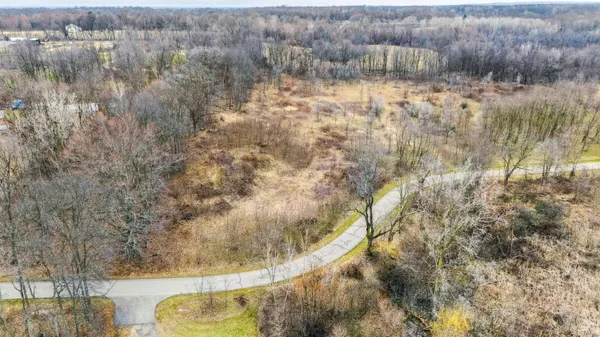 $76,500 | 15 Long Lake Drive, Unit 15, Cassopolis, MI 49031