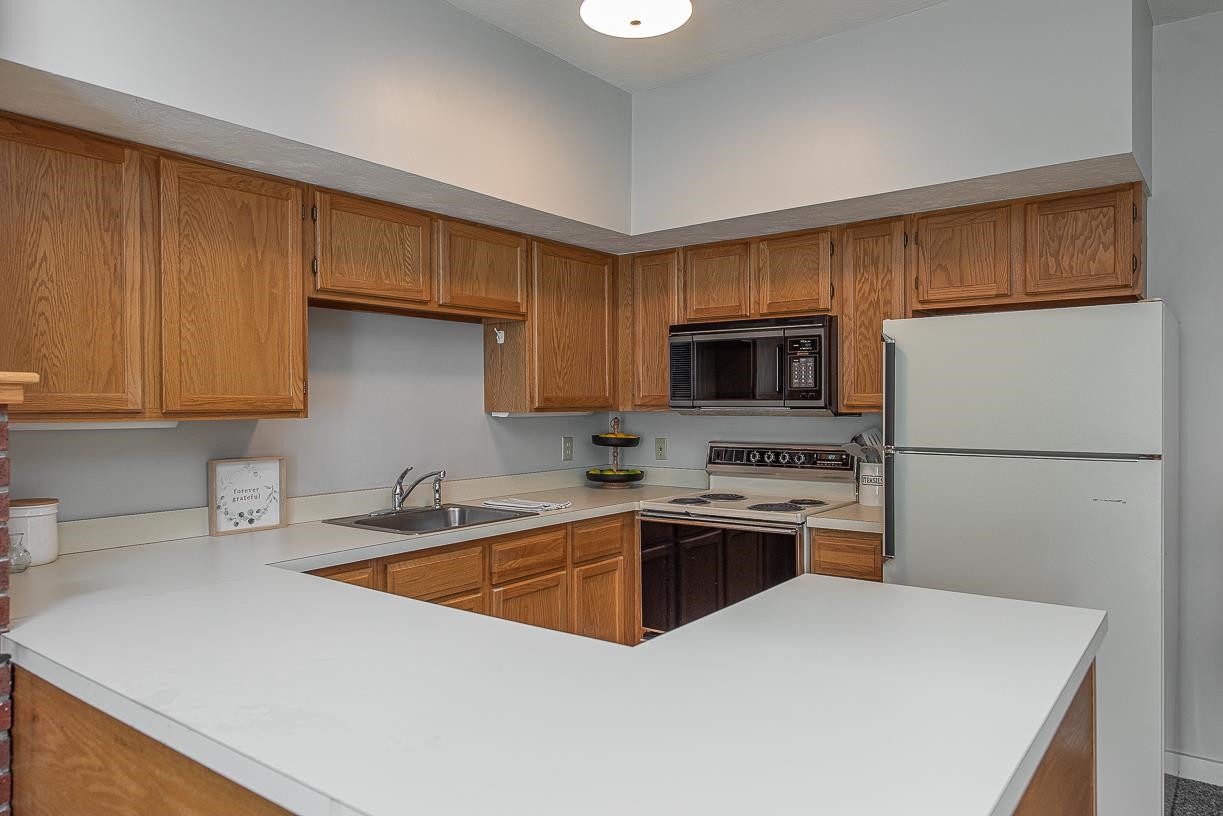 64 Davis Road, Unit 4 Plymouth, NH 03264 - Photo 15 of 35