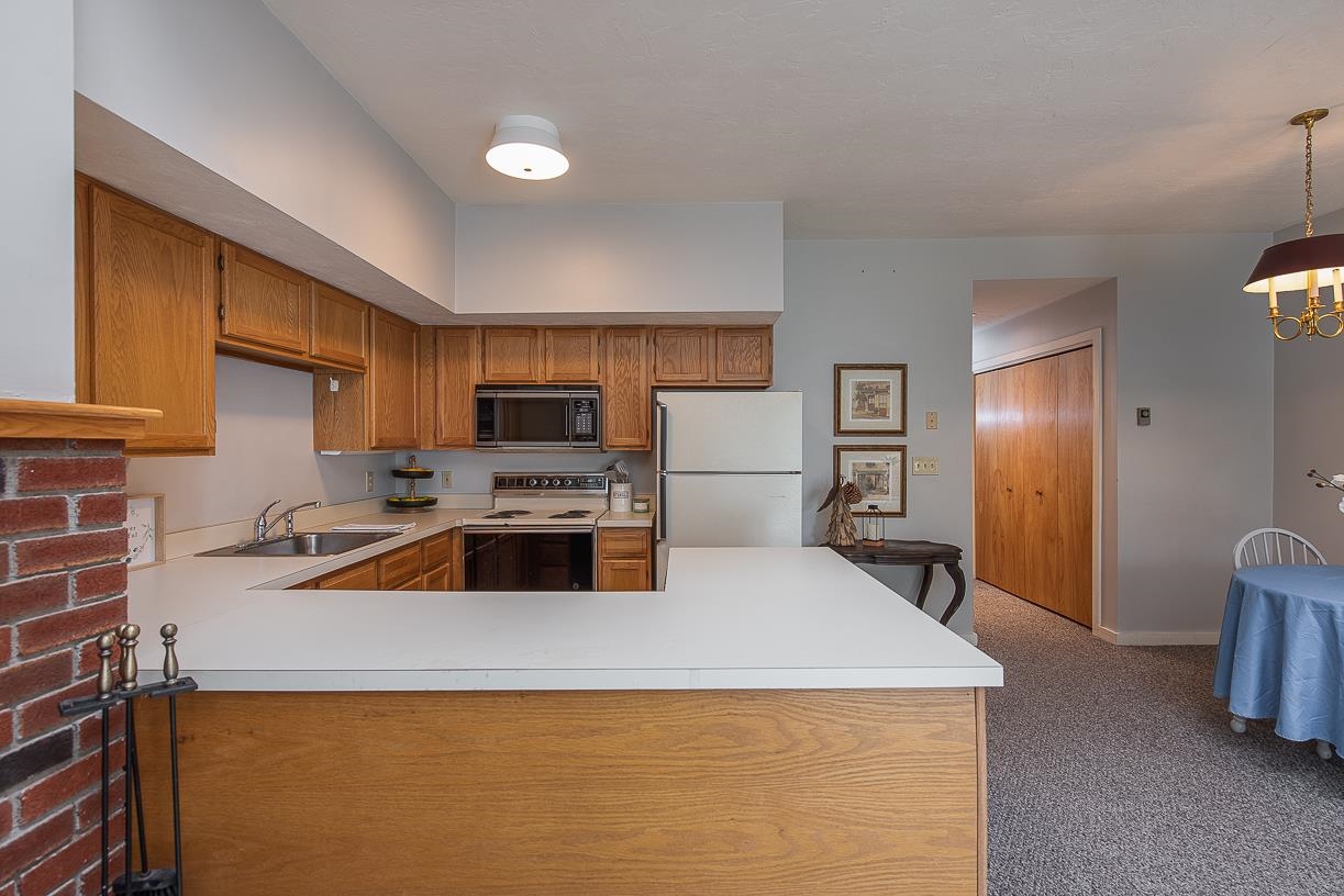 64 Davis Road, Unit 4 Plymouth, NH 03264 - Photo 16 of 35