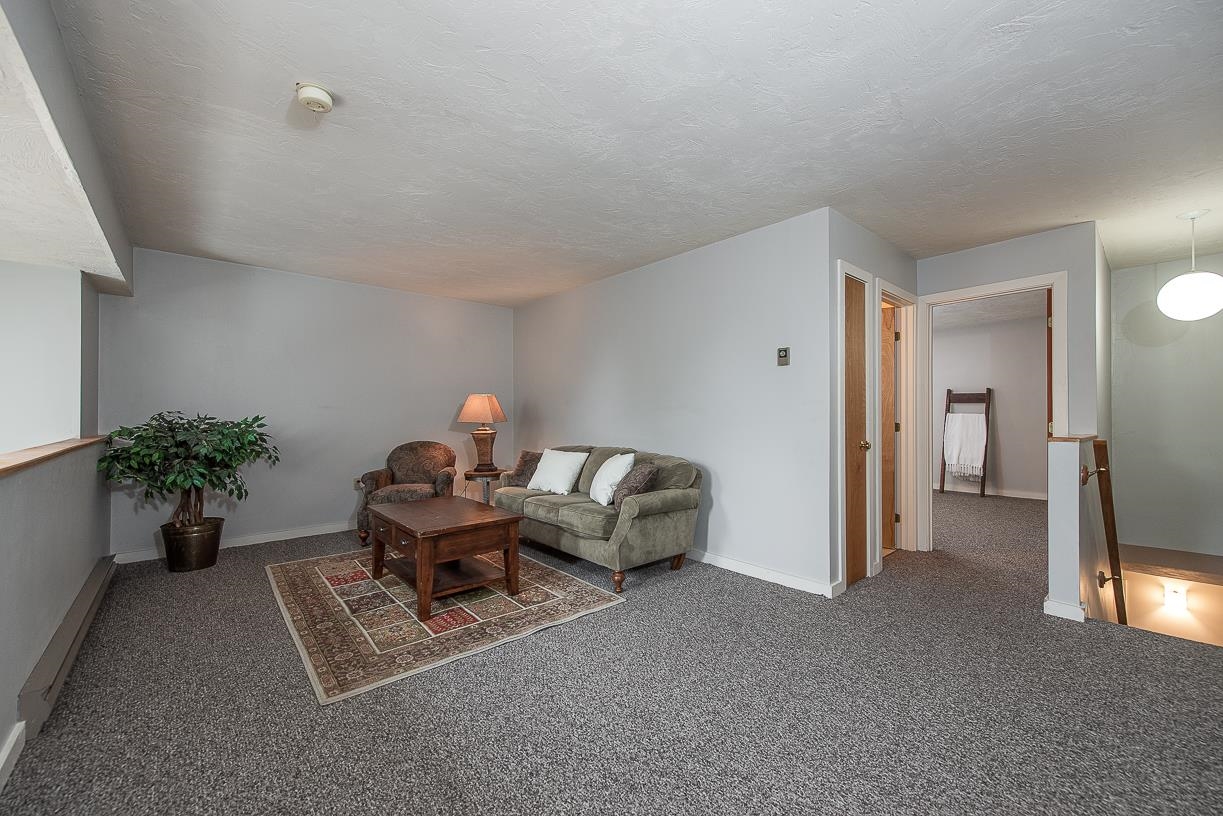 64 Davis Road, Unit 4 Plymouth, NH 03264 - Photo 24 of 35