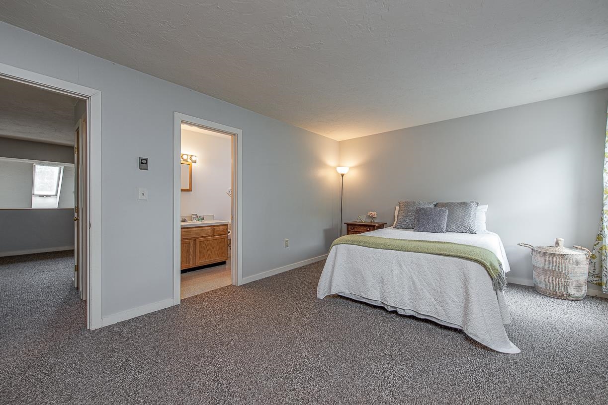 64 Davis Road, Unit 4 Plymouth, NH 03264 - Photo 25 of 35