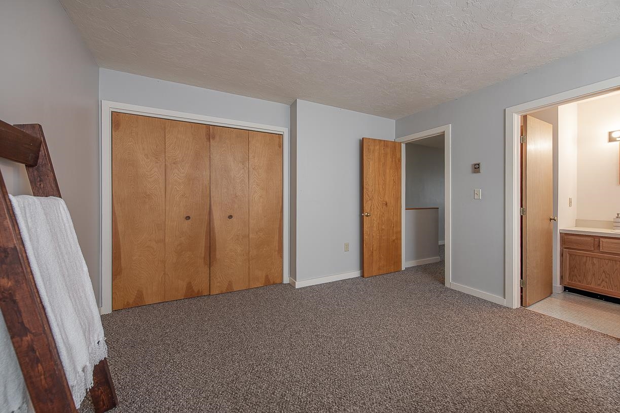 64 Davis Road, Unit 4 Plymouth, NH 03264 - Photo 28 of 35