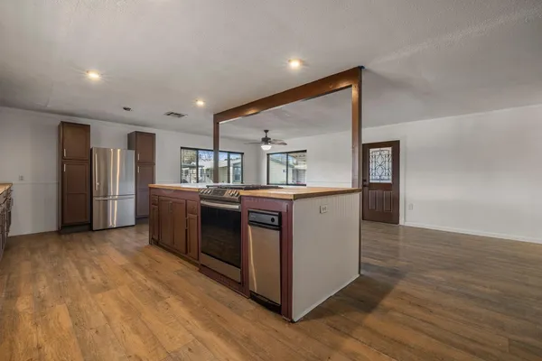 $99,000 | 2621 Prescott Road, Unit 79, Modesto, CA 95350