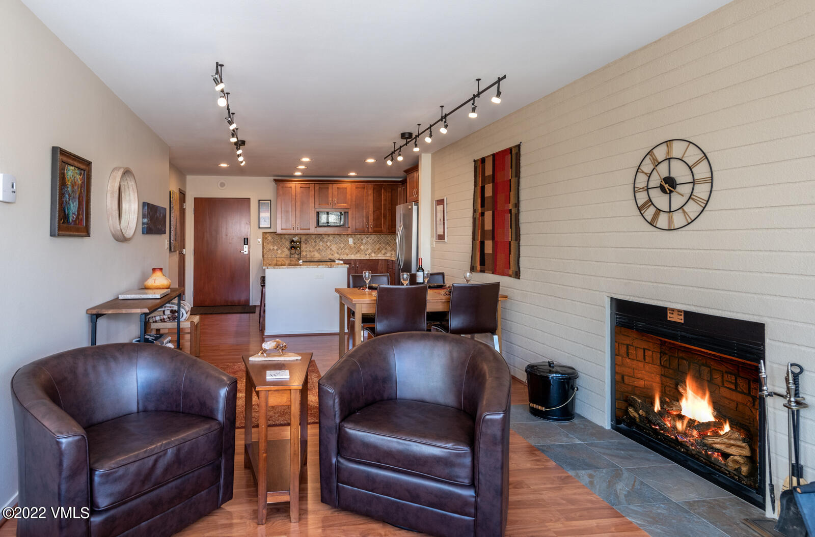 1100 North Frontage Road West, Unit 1410 Vail, CO 81657 - Photo 6 of 16 Simba Run #1410-17
