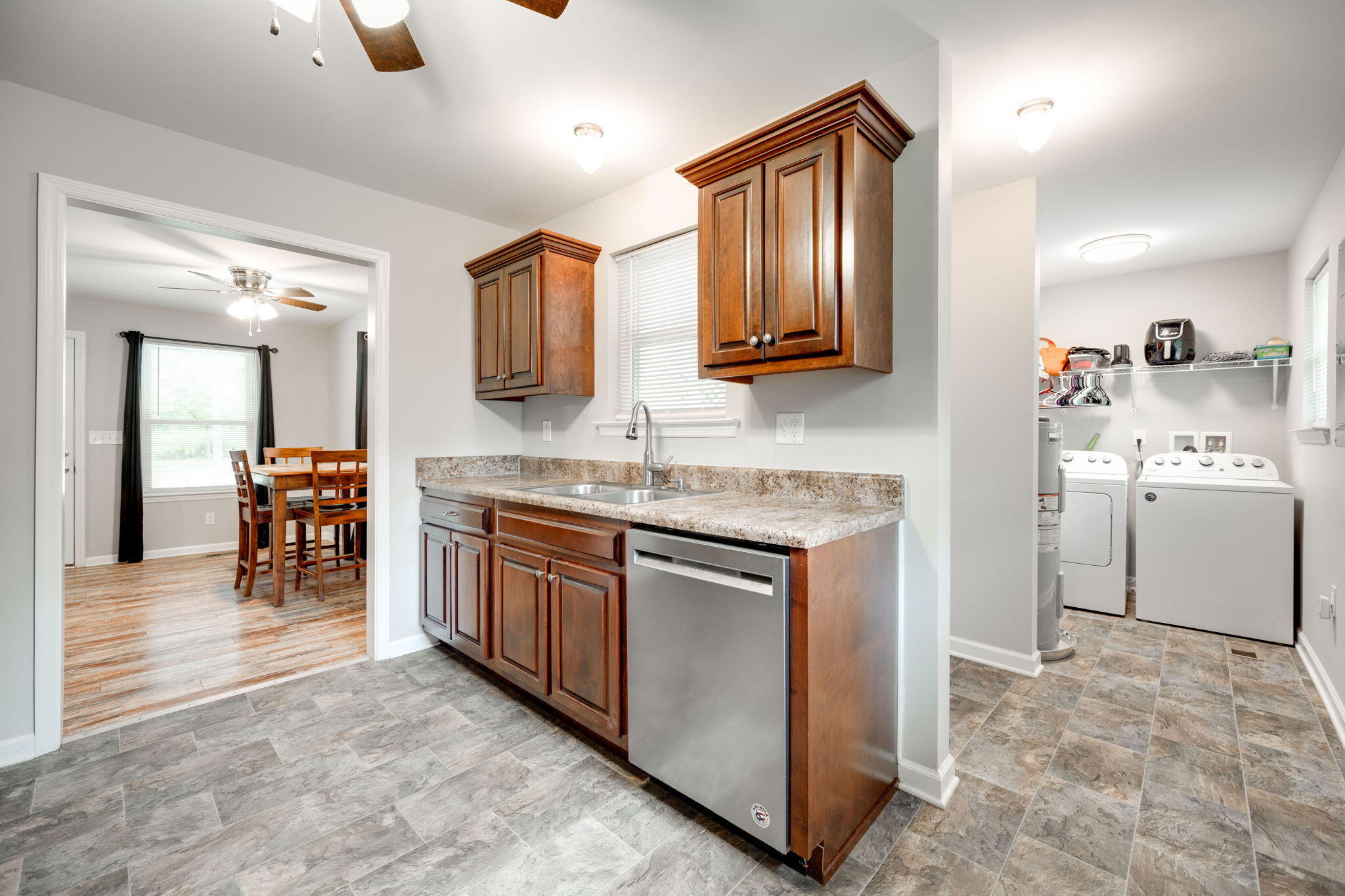 9831 Reynolds Road Soddy Daisy, TN 37379 - Photo 23 of 35 31-web-or-mls-DSC_9253