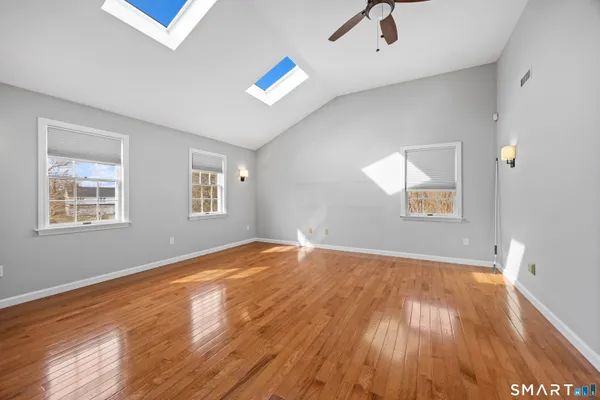 $3,995 | 34 Hi-Ann Court, Bethany, CT 06524