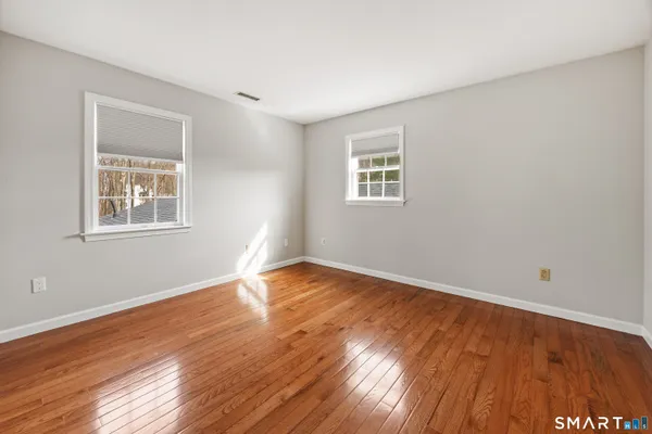 $3,995 | 34 Hi-Ann Court, Bethany, CT 06524