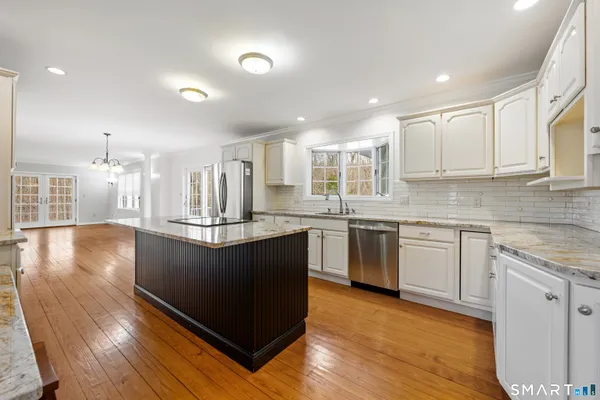 $3,995 | 34 Hi-Ann Court, Bethany, CT 06524