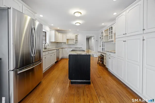 $3,995 | 34 Hi-Ann Court, Bethany, CT 06524