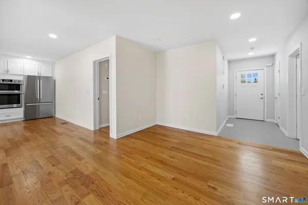 $3,995 | 34 Hi-Ann Court, Bethany, CT 06524