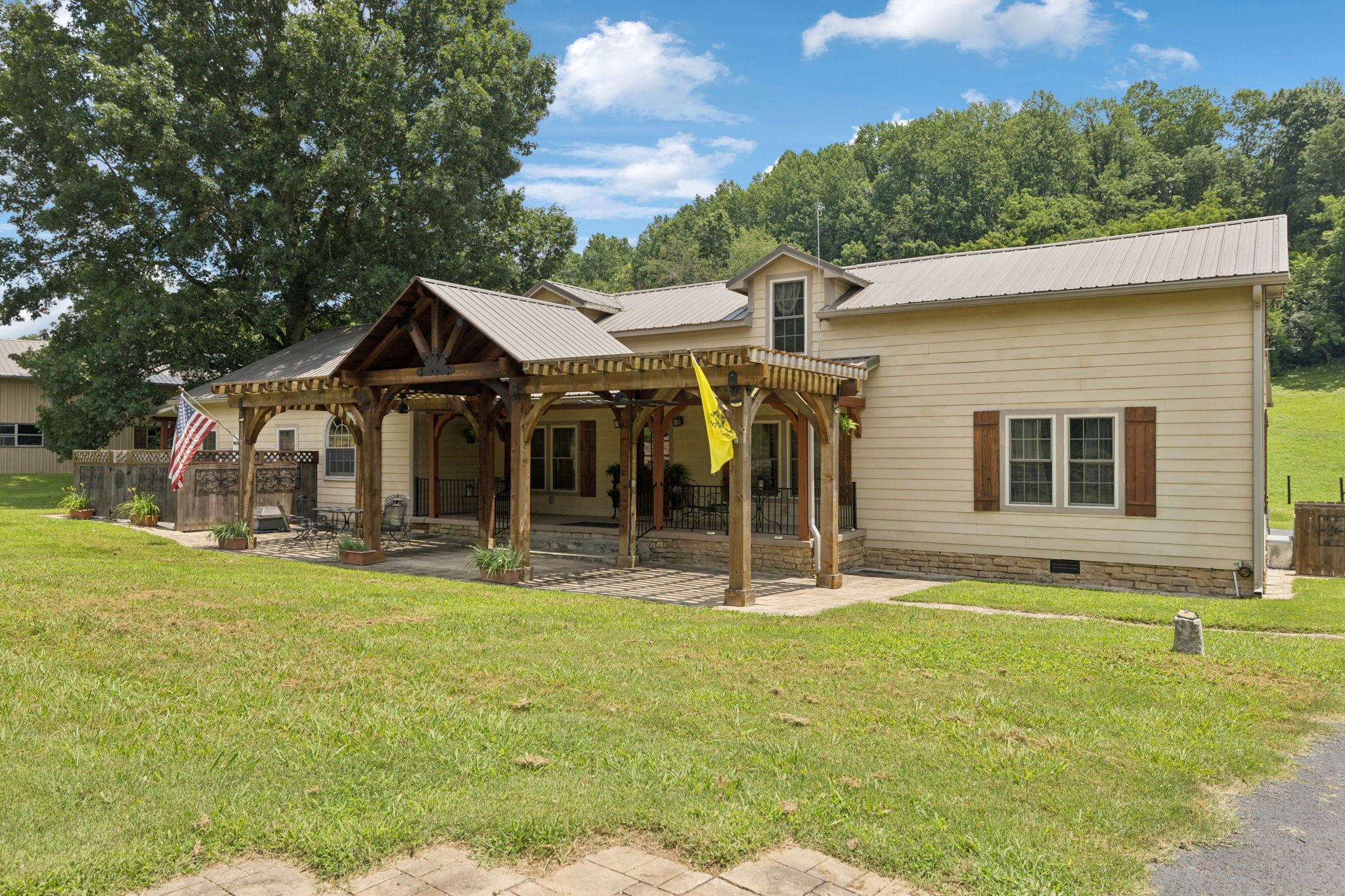 79 Clay Jones Road Taft, TN 38488 - Photo 2 of 74 Gallery Image 2
