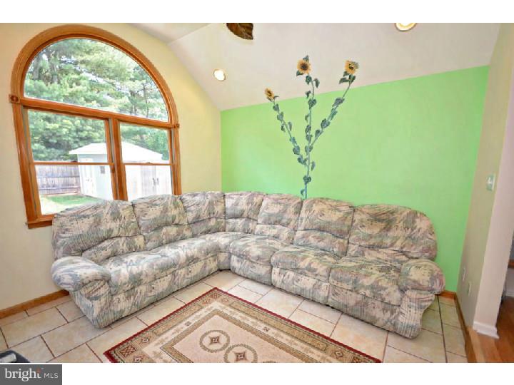 73 Euston Road South Marlton, NJ 08053 - Photo 11 of 25