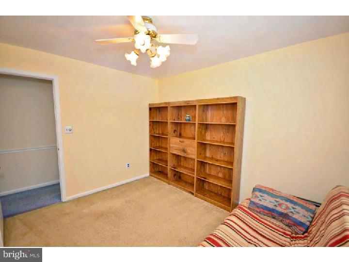 73 Euston Road South Marlton, NJ 08053 - Photo 18 of 25