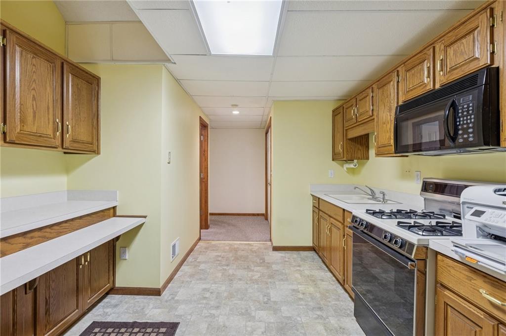 15424 Poplar Street Basehor, KS 66007 - Photo 18 of 50