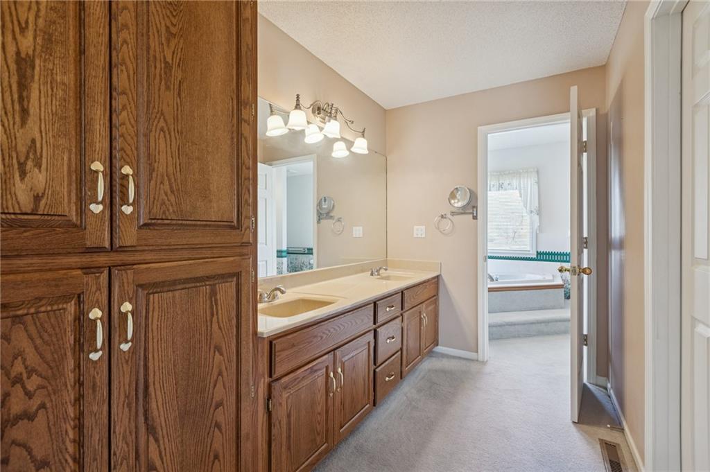 15424 Poplar Street Basehor, KS 66007 - Photo 29 of 50