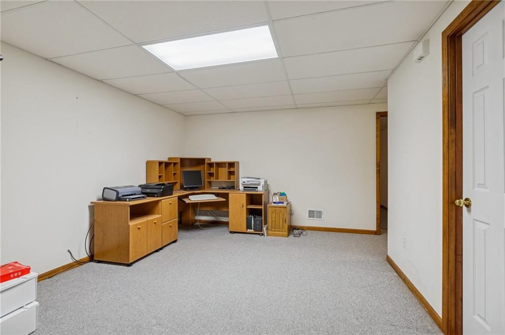 15424 Poplar Street Basehor, KS 66007 - Photo 41 of 50