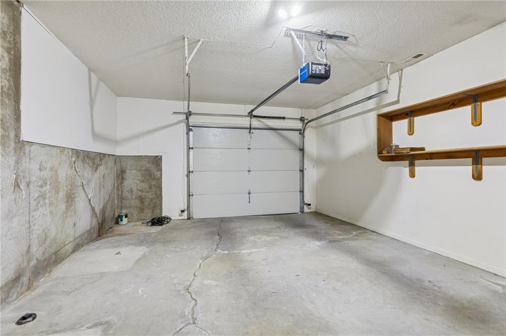 15424 Poplar Street Basehor, KS 66007 - Photo 44 of 50