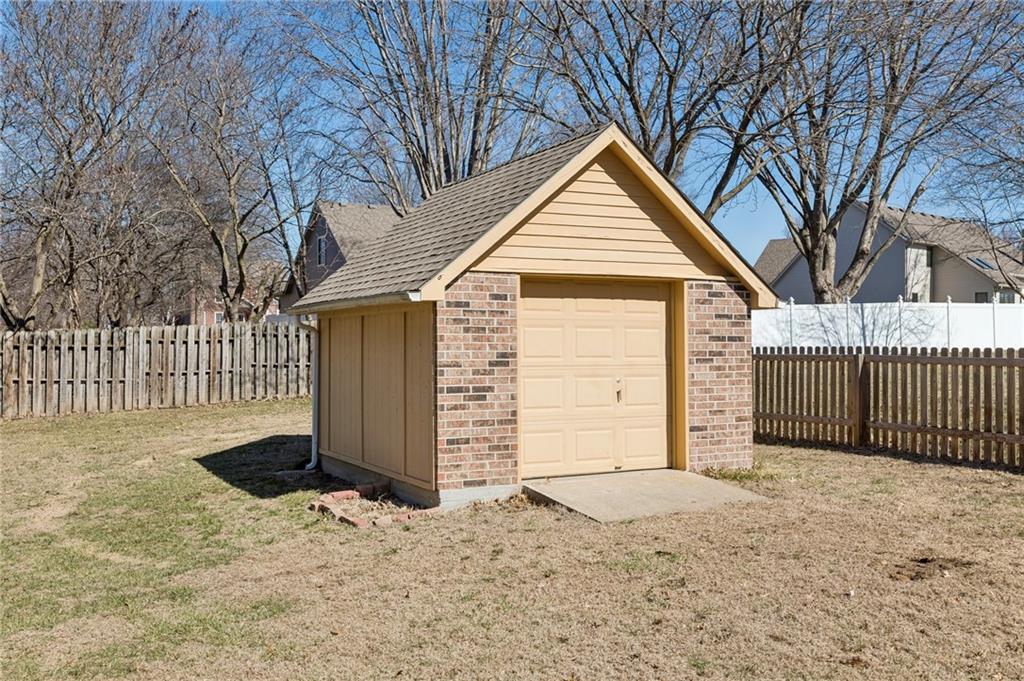 15424 Poplar Street Basehor, KS 66007 - Photo 47 of 50