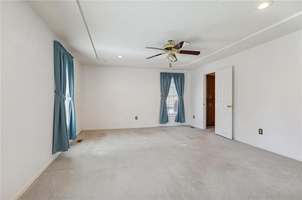 15424 Poplar Street Basehor, KS 66007 - Photo 6 of 50