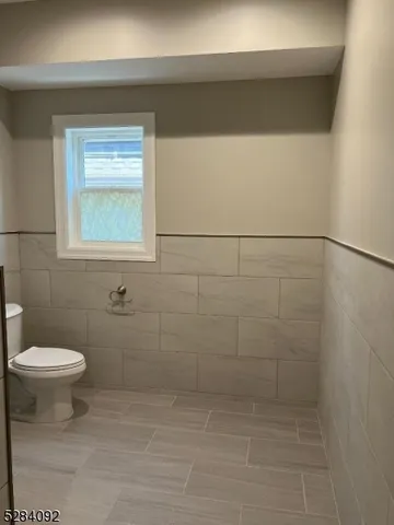 $2,800 | 421 Haledon Avenue, Unit 1, Haledon, NJ 07508