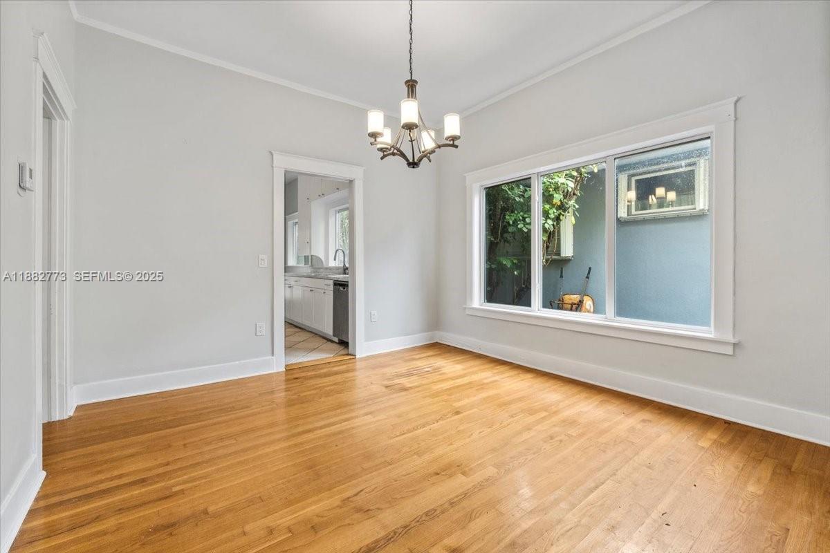 34 Southwest 18th Road Miami, FL 33129 - Photo 13 of 36