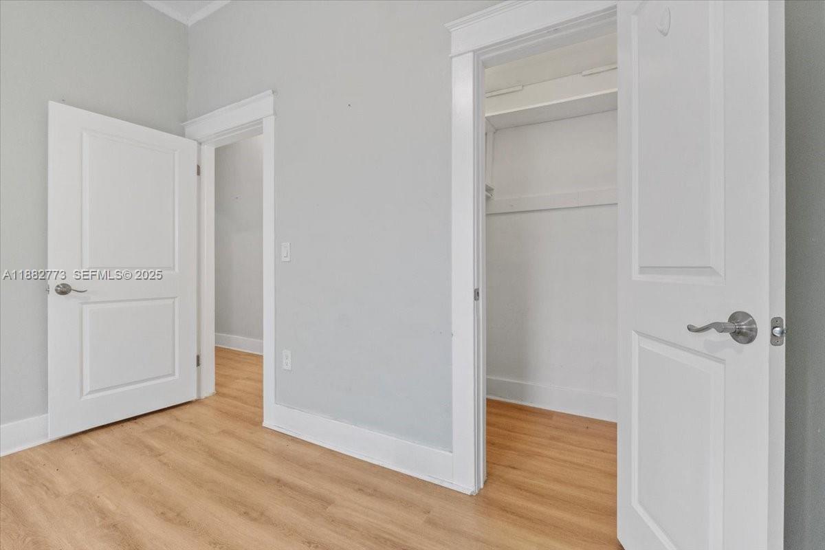 34 Southwest 18th Road Miami, FL 33129 - Photo 16 of 36