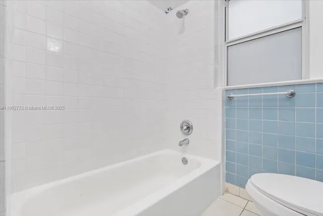 $4,900 | 34 Southwest 18th Road, Miami, FL 33129