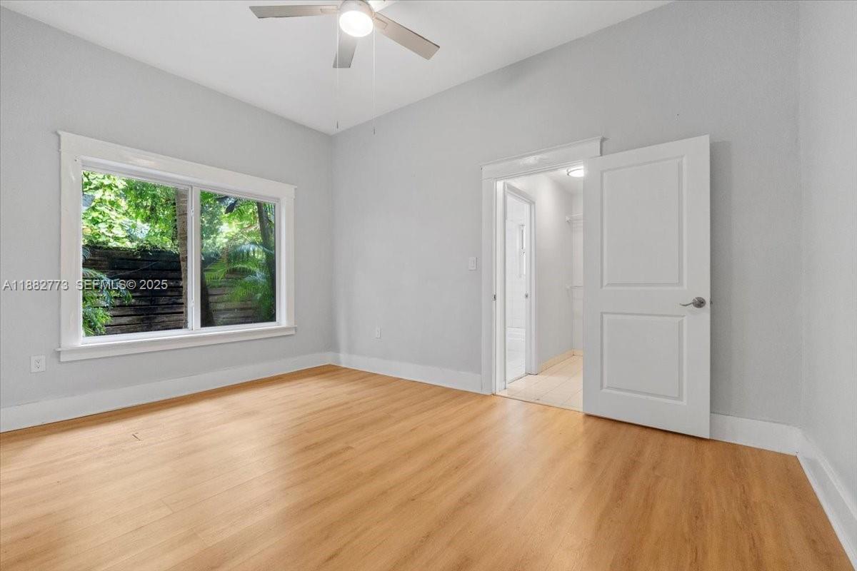 34 Southwest 18th Road Miami, FL 33129 - Photo 23 of 36