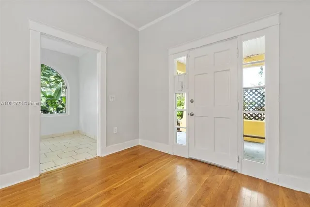 $4,900 | 34 Southwest 18th Road, Miami, FL 33129