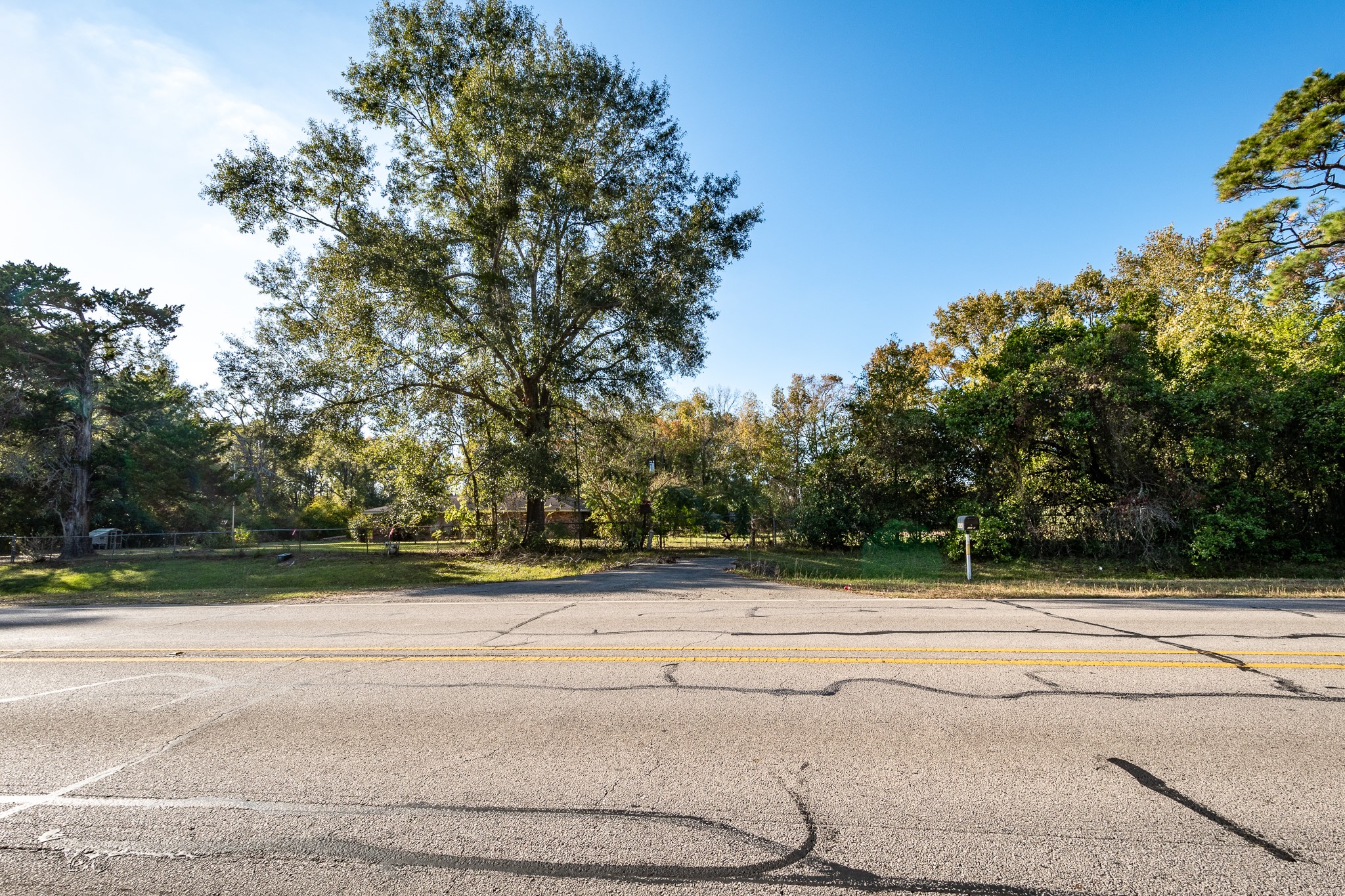 14144 Old Highway 59N Splendora, TX 77372 - Photo 10 of 24 a view of a tennis court