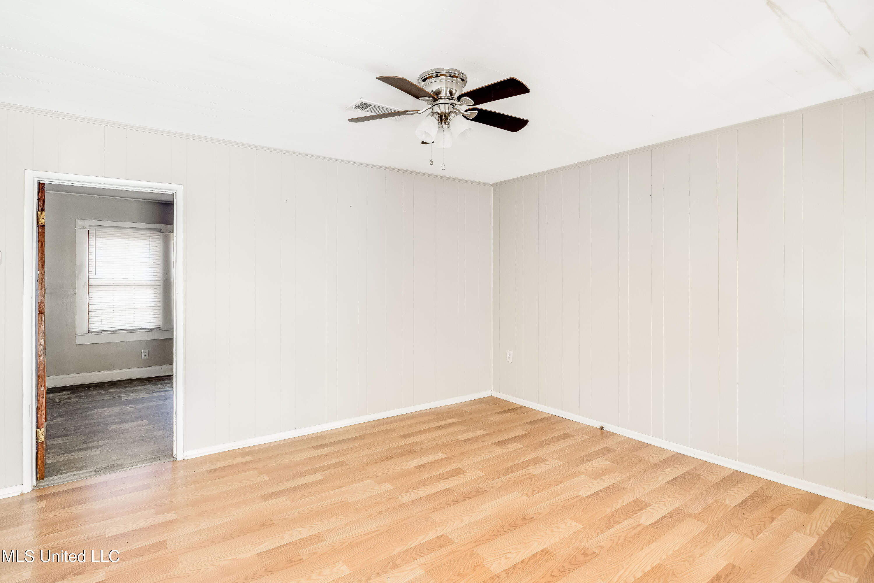 1326 Central Street, Unit 26/28 Jackson, MS 39203 - Photo 4 of 9 EOSR4810-HDR-Edit