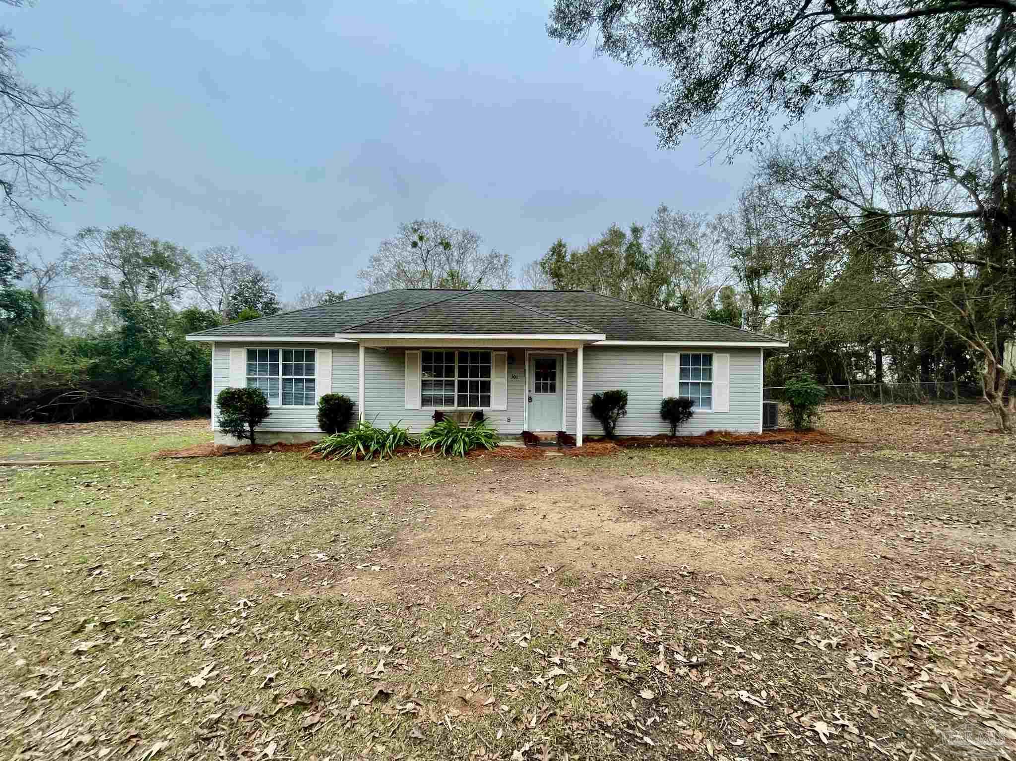 301 Ninety & Nine Ranch Road Cantonment, FL 32533 - Photo 3 of 24 Gallery Image 3