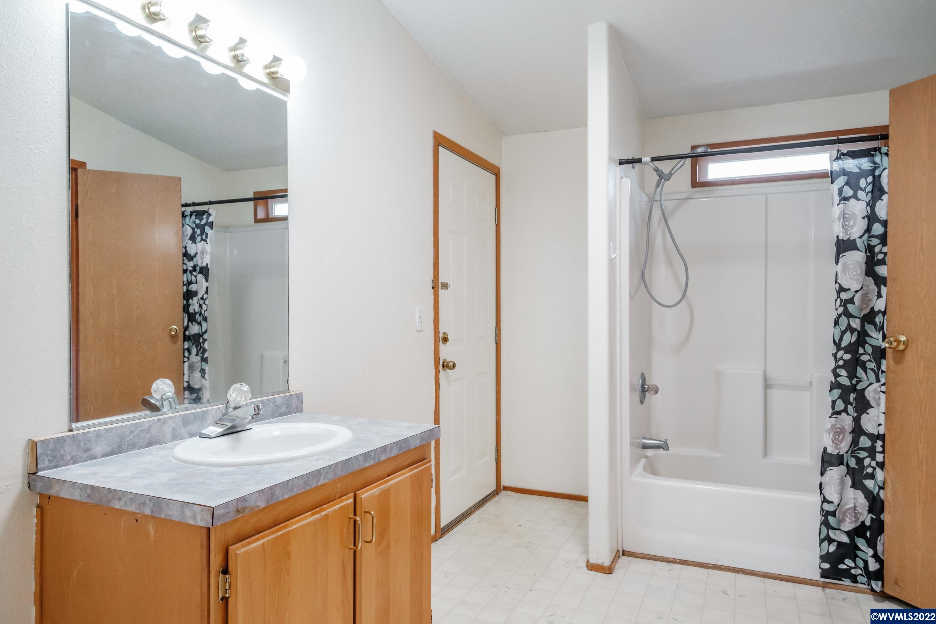 1012 Baxter Road Salem, OR 97306 - Photo 26 of 34