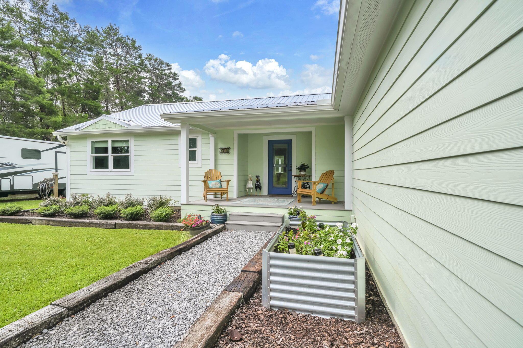 819 Woodlawn Road Freeport, FL 32439 - Photo 9 of 66 1-web-or-mls-DSC06689_1