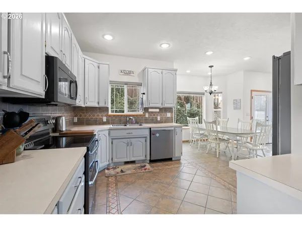 $434,750 | 325 Southeast 9th Drive, Hermiston, OR 97838
