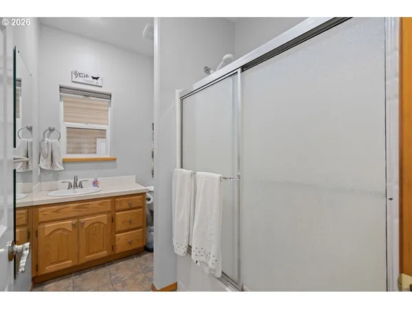 $434,750 | 325 Southeast 9th Drive, Hermiston, OR 97838