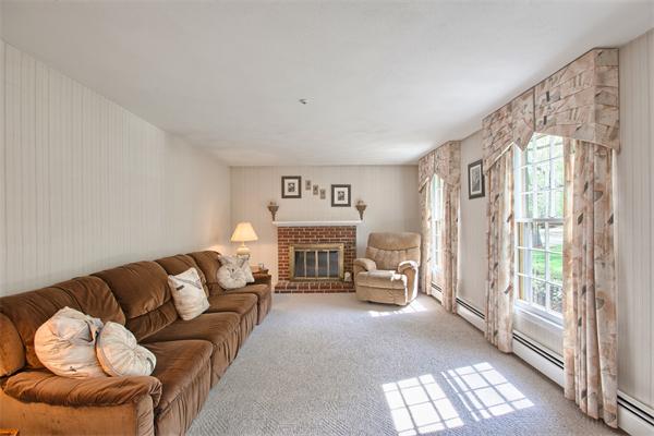 47 Dascomb Road Andover, MA 01810 - Photo 10 of 26 Gallery Image 10