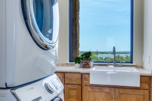 214 Peninsula Drive Burnet, TX 78611 - Photo 41 of 44 a room with a sink and a mirror