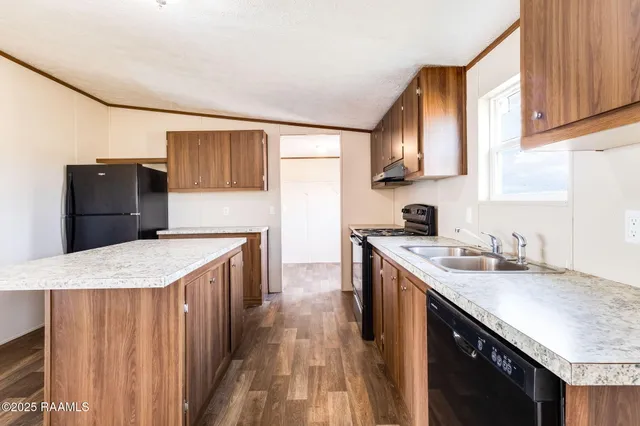 $179,900 | 692 Tom Schexnader Road, Opelousas, LA 70570