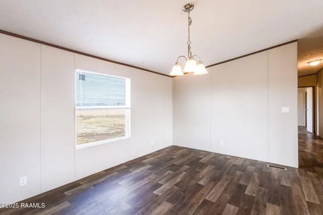 $179,900 | 692 Tom Schexnader Road, Opelousas, LA 70570