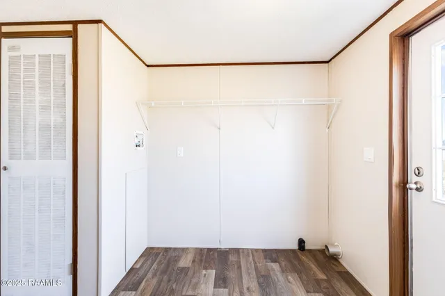 $179,900 | 692 Tom Schexnader Road, Opelousas, LA 70570