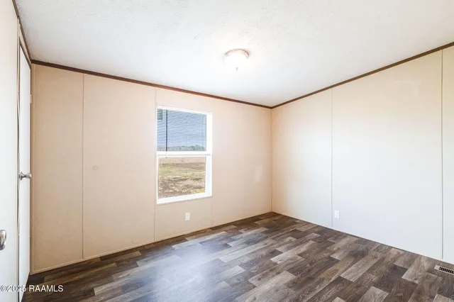 $179,900 | 692 Tom Schexnader Road, Opelousas, LA 70570