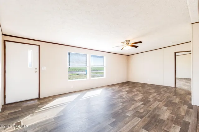 $179,900 | 692 Tom Schexnader Road, Opelousas, LA 70570