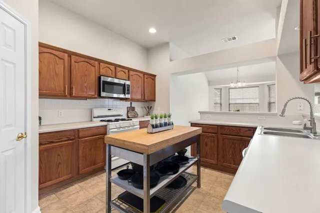 $279,000 | 356 Discovery, Kyle, TX 78640