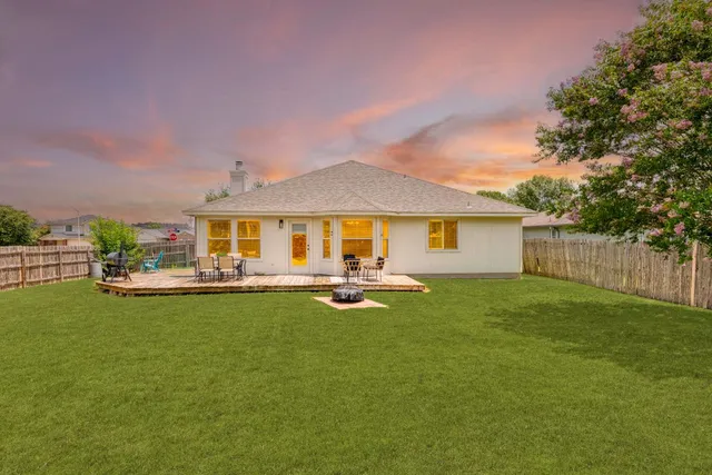 $279,000 | 356 Discovery, Kyle, TX 78640