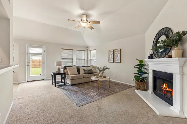 $279,000 | 356 Discovery, Kyle, TX 78640