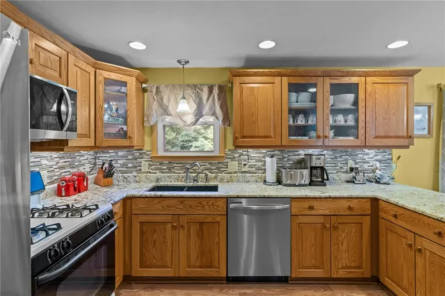 $499,000 | 4 Sharon Parkway, North Smithfield, RI 02896