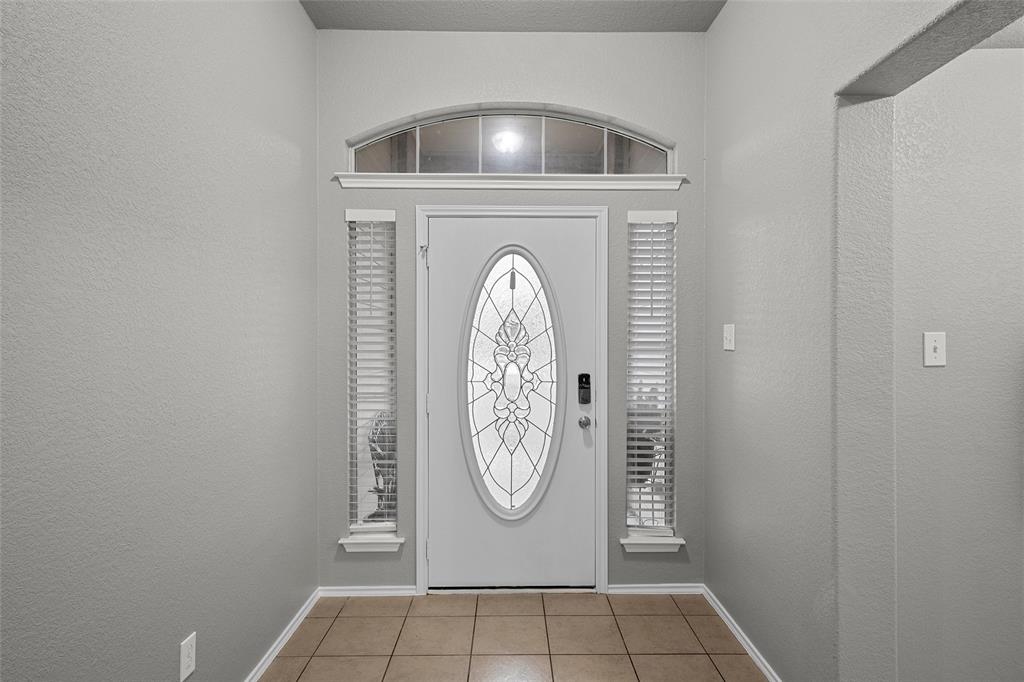 10248 Peony Lane Waco, TX 76708 - Photo 2 of 26