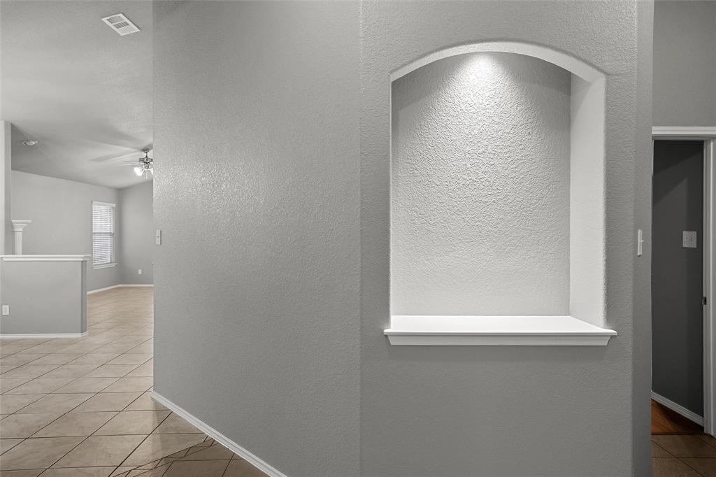 10248 Peony Lane Waco, TX 76708 - Photo 3 of 26