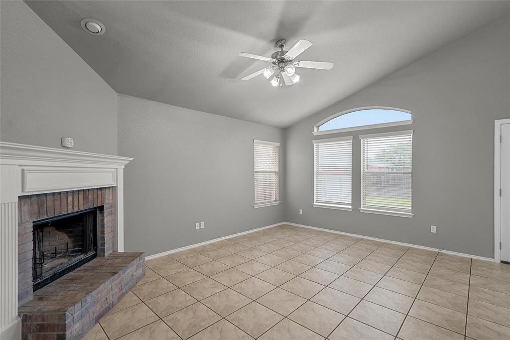 10248 Peony Lane Waco, TX 76708 - Photo 6 of 26